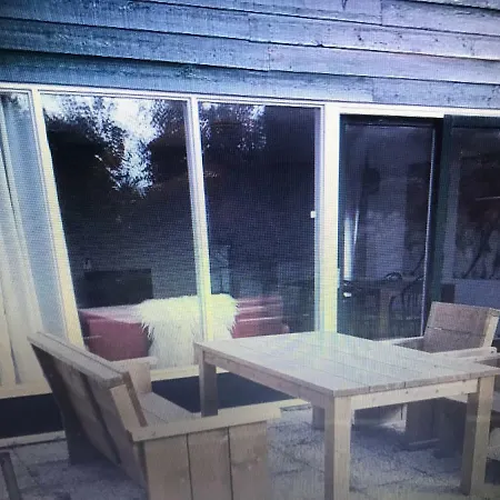 Bungalowpark De Wielen Huis 6 * Sint Maarten